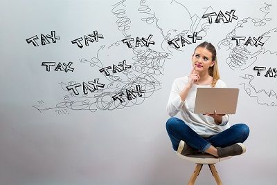 Działalność gospodarcza studenta - kiedy trzeba zapłacić składki ZUS i podatki?
