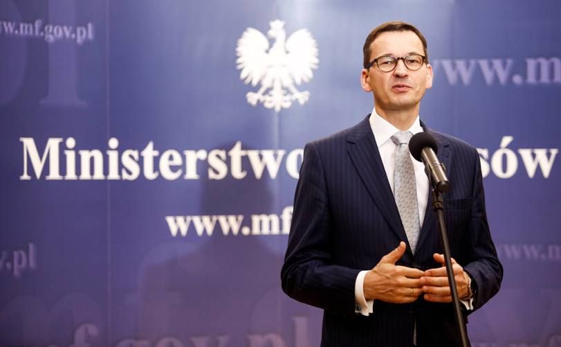 Premier Morawiecki: Mniejsze składki ZUS dla firm o niskich przychodach Premier Morawiecki: Mniejsze składki ZUS dla firm o niskich przychodach