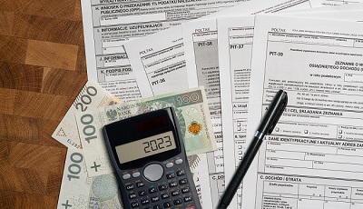 Rozliczony PIT bez numeru konta, czy i jak fiskus dokona zwrotu podatku za 2024 rok?