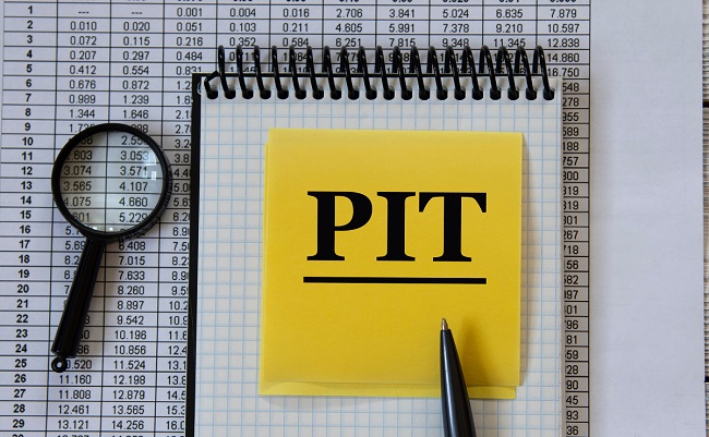PIT-11 do fiskusa musi trafić do końca stycznia, pracownik otrzyma go do 29 lutego