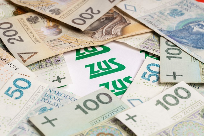 Minister Finans&oacute;w zapowiada zmiany w opłacaniu składki zdrowotnej od 2025 roku