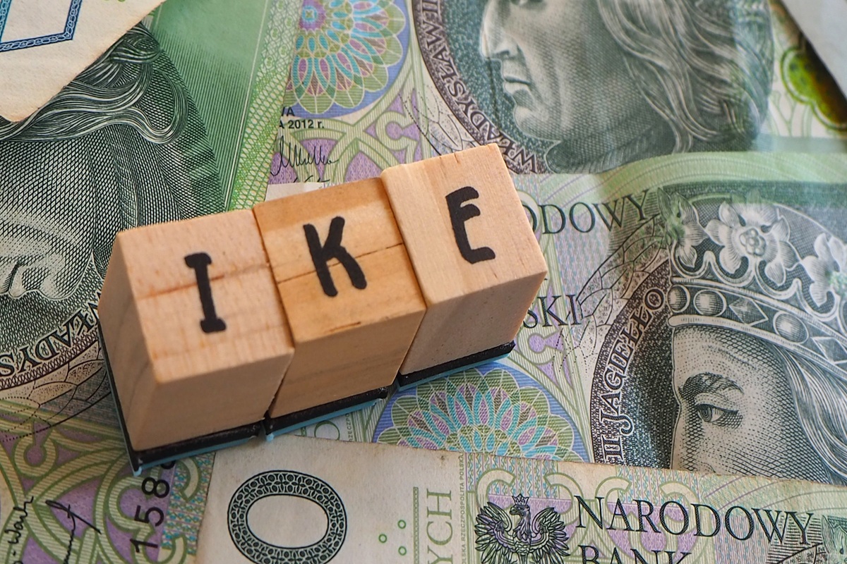 Niemal 5 tysięcy złotych można odzyskać od fiskusa dzięki wpłatom na IKZE w 2025 roku