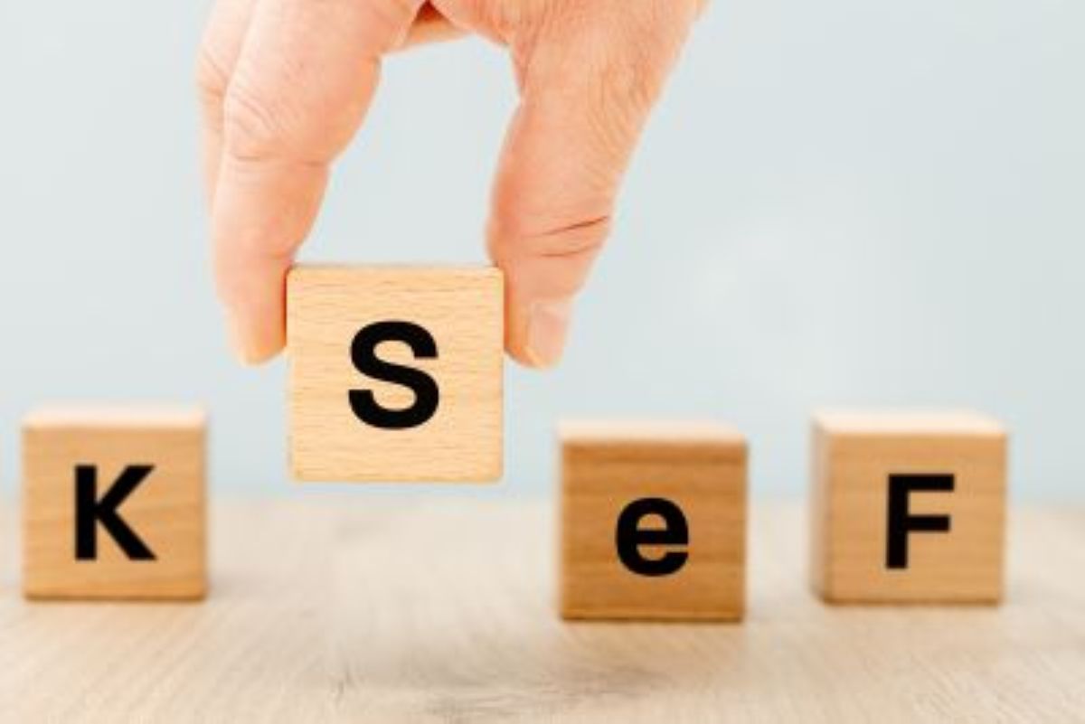 Ile naprawdę trwa wdrożenie KSeF? Od 6 do choćby 18 tygodni. Zobacz, od czego to zależy ...