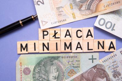 Oświadczenie Ministerstwa Finansów w sprawie nieprawdziwych informacji dotyczących kwoty podwyżki płacy minimalnej w 2026 r.