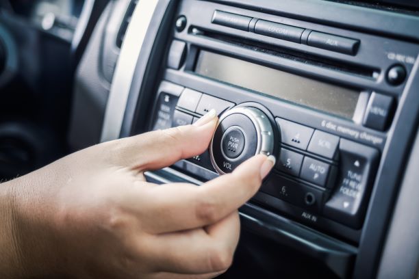 Odliczenie VAT w przypadku leasingu auta osobowego