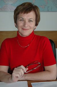 Zofia Czepulis-Rutkowska, dyrektor Departamentu Współpracy Międzynarodowej ZUS Rozmowa z Zofią Czepulis-Rutkowską, dyrektorem Departamentu Współpracy Międzynarodowej Zakładu Ubezpieczeń Społecznych