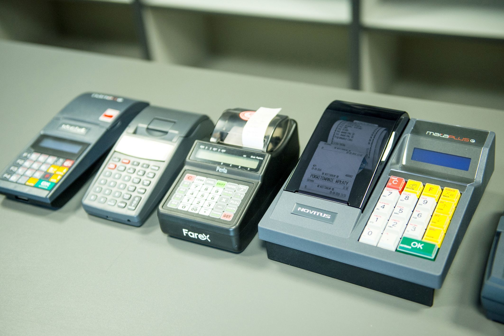 Usługi elektroniczne a zwolnienie z kasy fiskalnej PIT.pl