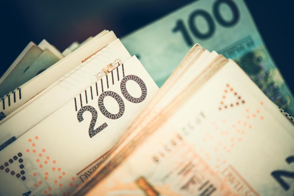 Jak na koniec roku obniżyć podatek dochodowy?