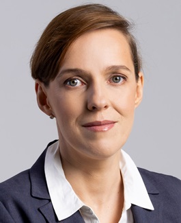 Ewelina Czechowicz - prawnik redaktor PIT.pl