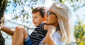 2 dni opieki nad dzieckiem w 2025 r. – do kiedy można wykorzystać wolne? Sprawdź, zanim przepadną