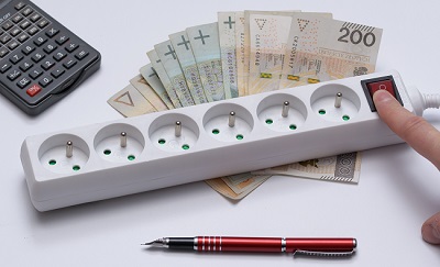 Sejm zmienił limit zużycia prądu  - niższe rachunki za energię elektryczną już na jesień