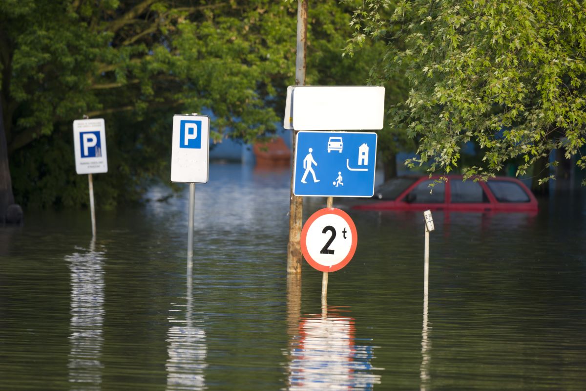 ZUS: Większa pomoc dla przedsiębiorców poszkodowanych w powodzi