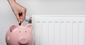 Można już składać wnioski o bon ciepłowniczy. Do wzięcia ponad 5000 zł. Jakie warunki należy spełnić?