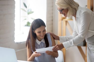Minimalne wynagrodzenie pracowników młodocianych od 1 września. Ile zapłaci pracodawca?