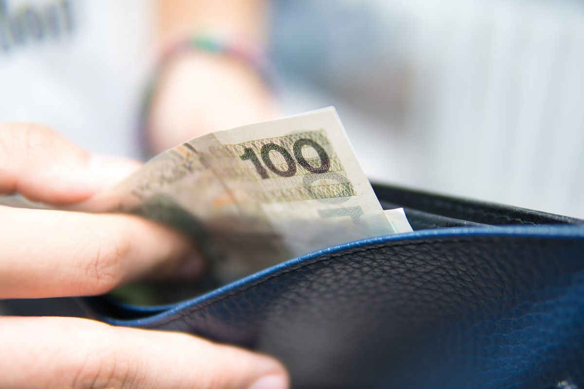 ZUS. Niższe limity dorabiania dla emerytów i rencistów