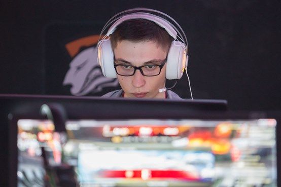 Jaki podatek od sprzedaży wirtualnego miecza, „wykutego” w grze komputerowej?