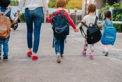 ZUS szykuje pieniądze na świadczenie pieniężne dla rodziców i dzieci. Wnioski już od 1 lipca