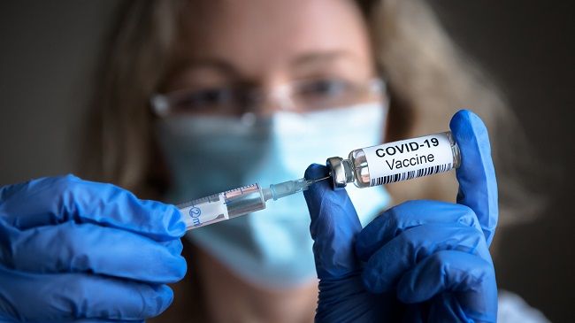Czy pracodawca może wymagać szczepienia na Covid-19?