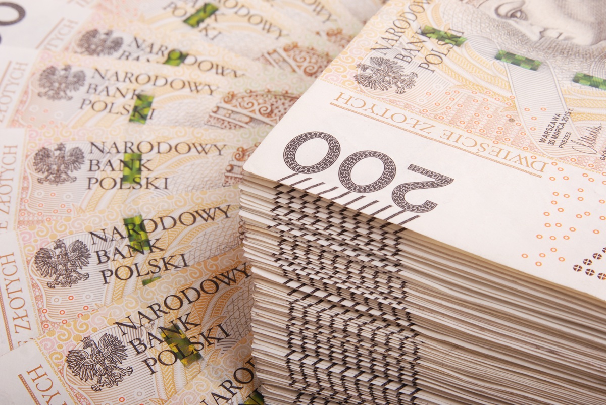 Jak zdobyć dotacje na cyfryzację małej firmy? Do podziału jest 140 mln zł. Kto ma szansę na dofinansowanie?